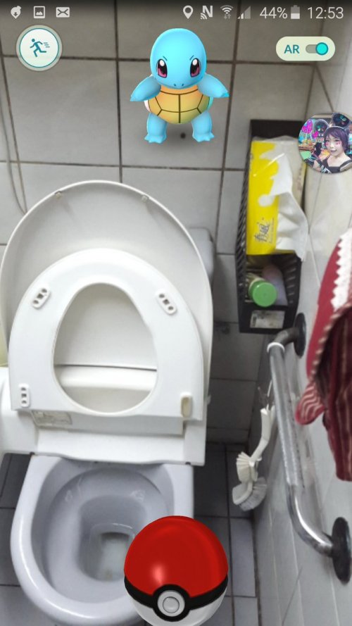 93505_CmqTDeBWgAA3mbB_1